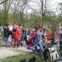 NIEUWS UIT ZES<br /><br />Van onze schoolreis maken we een krantje waarin de kinderen van hun belevenissen een stukje kunnen schrijven. Er zijn foto´s en filmpjes gemaakt. Als er behoefte is, kan dat op uw usb stick worden gezet.<br /><br />Afspraken voor het dictee zijn K25, K26, R19, W14 en W15.<br /><br />Donderdag 30 april hebben we de topo-toets van Noord-Nederland.