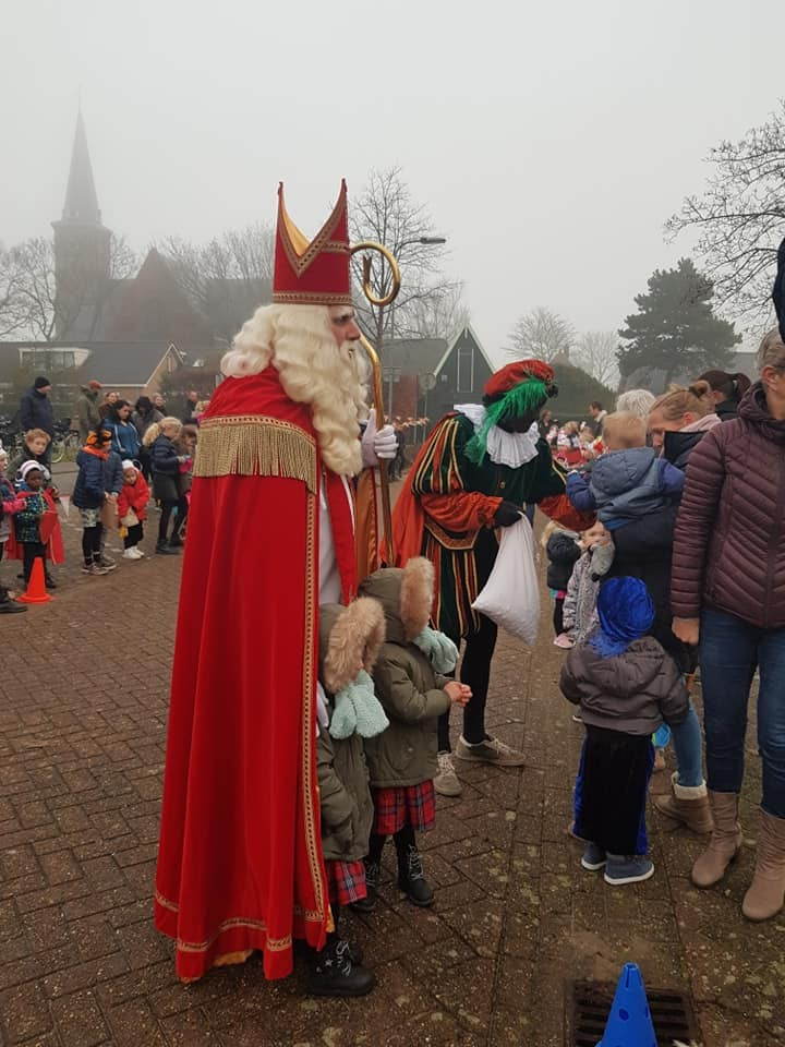 Sinterklaas was vandaag op t Padland. Natuurlijk ook op de site een compilatie van foto's